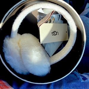 UGG Wired Ear Muffs